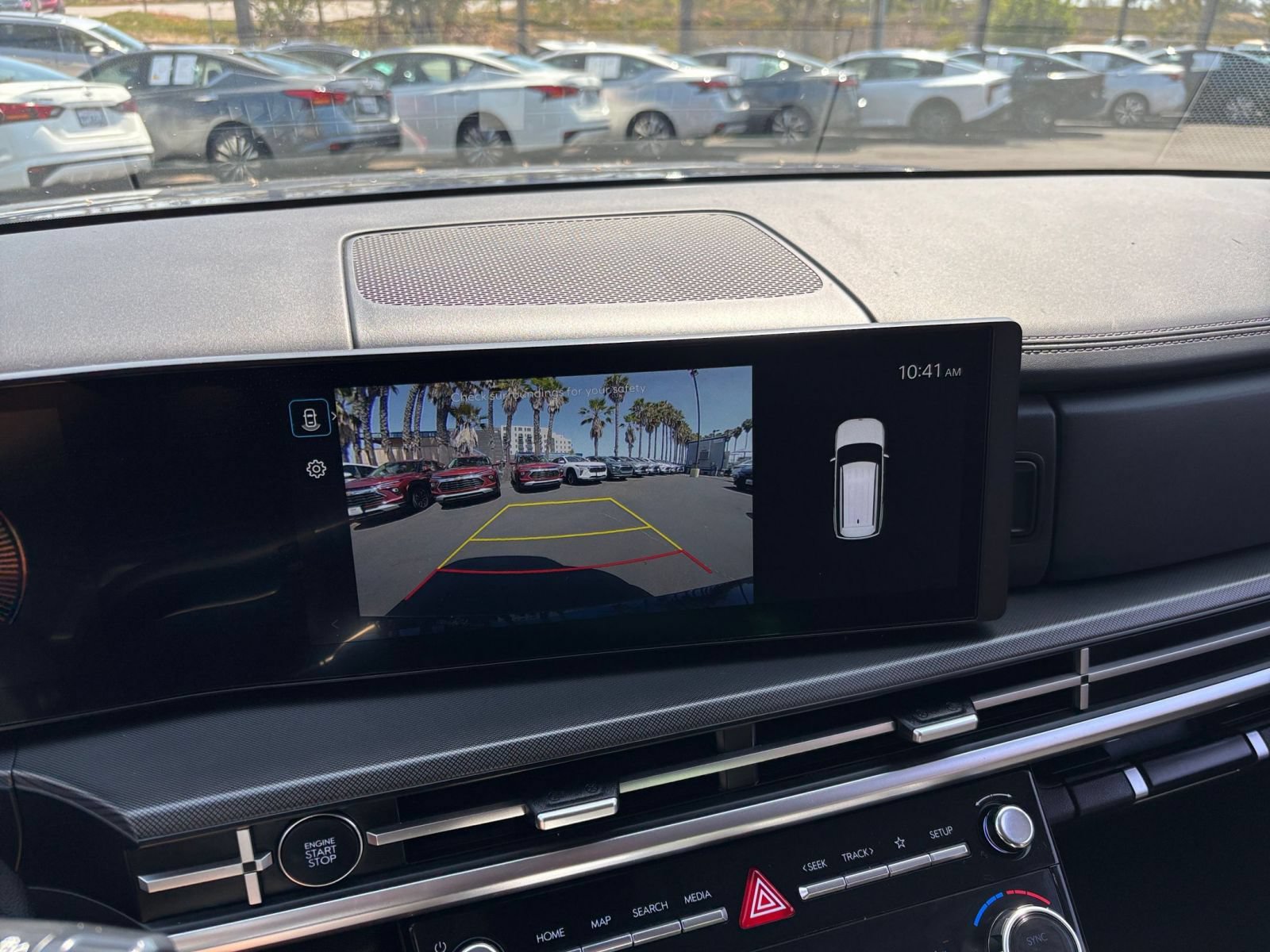 Used 2025 Hyundai Santa Fe SEL FWD image 25