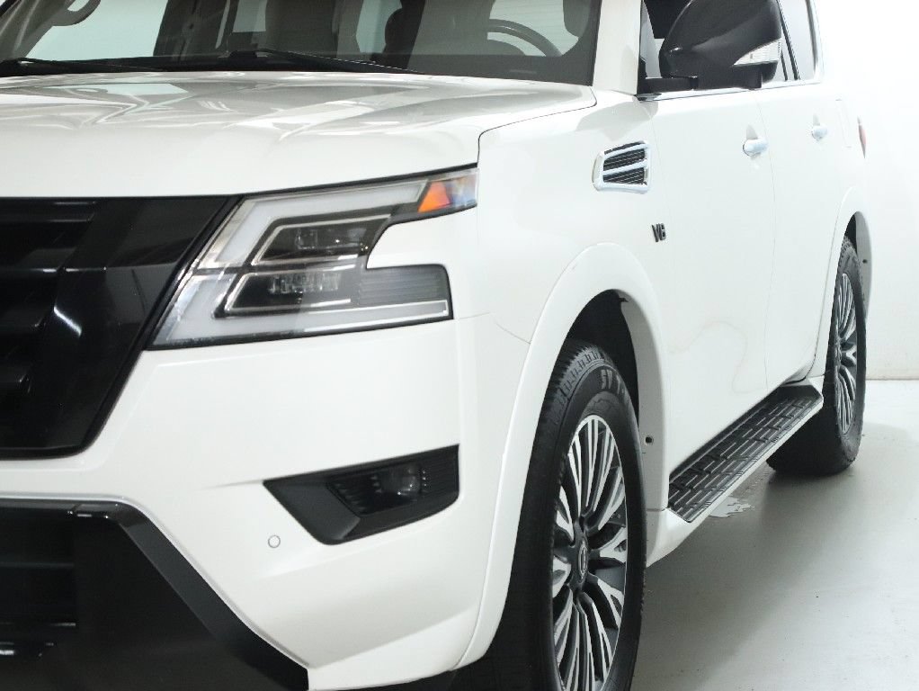 Used 2022 Nissan Armada SL w/ Midnight Edition Package RWD image 5