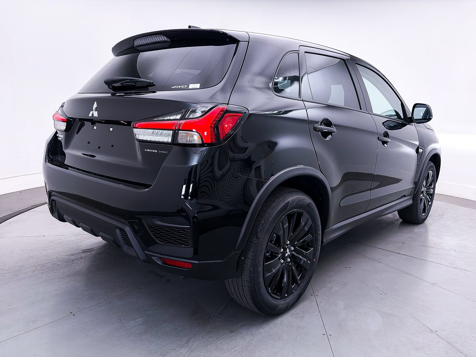New 2026 Mitsubishi Outlander Sport LE AWD/4WD image 7