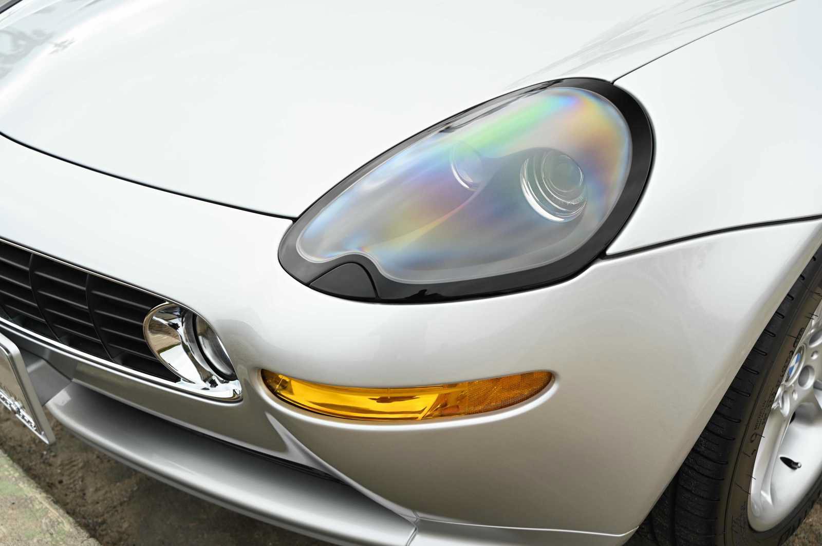 Used 2003 BMW Z8 RWD image 8
