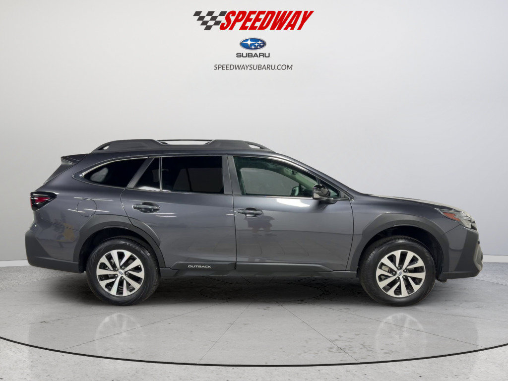 Certified 2025 Subaru Outback Premium AWD/4WD image 4
