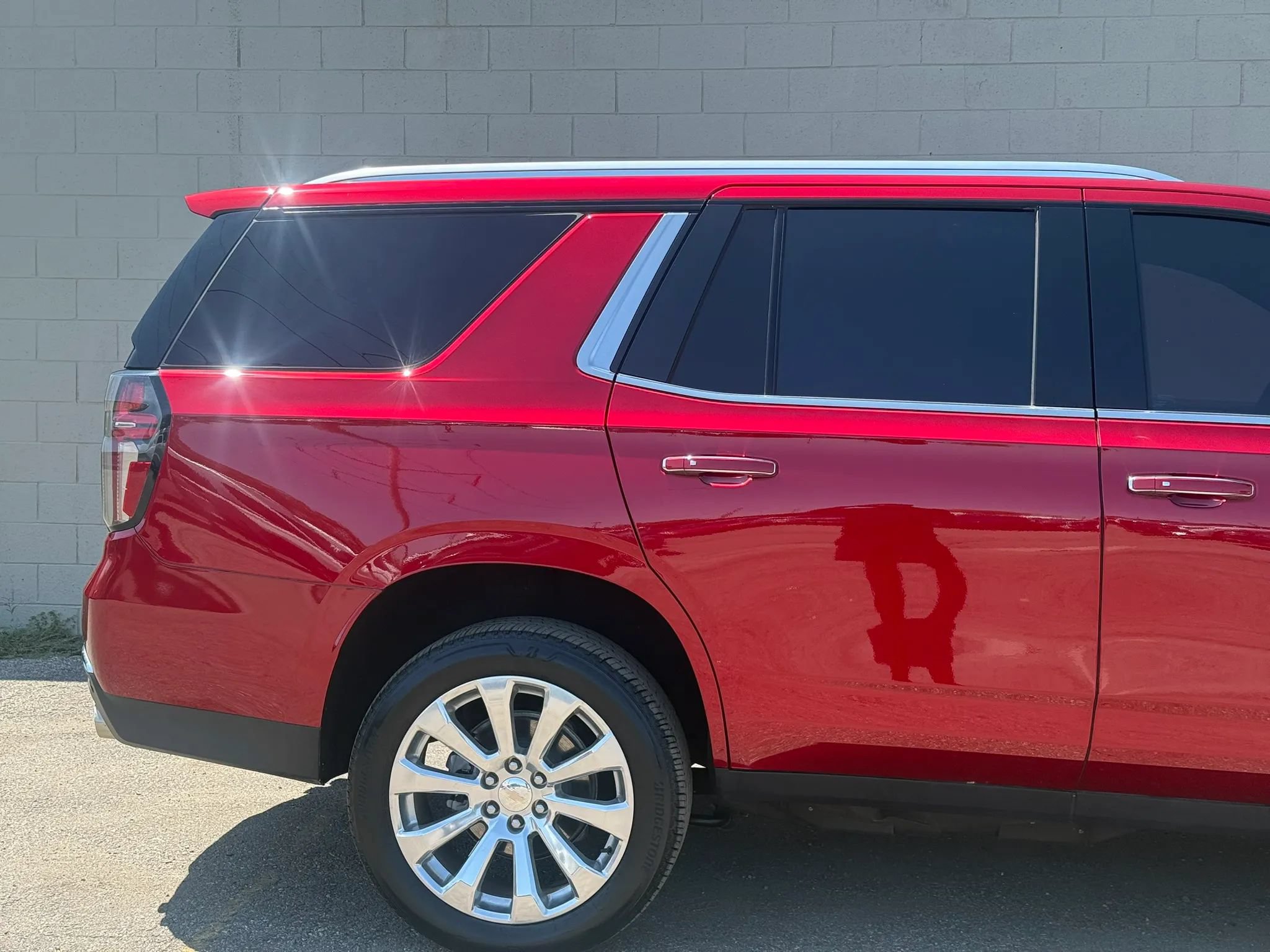 Used 2024 Chevrolet Tahoe Premier AWD/4WD image 11