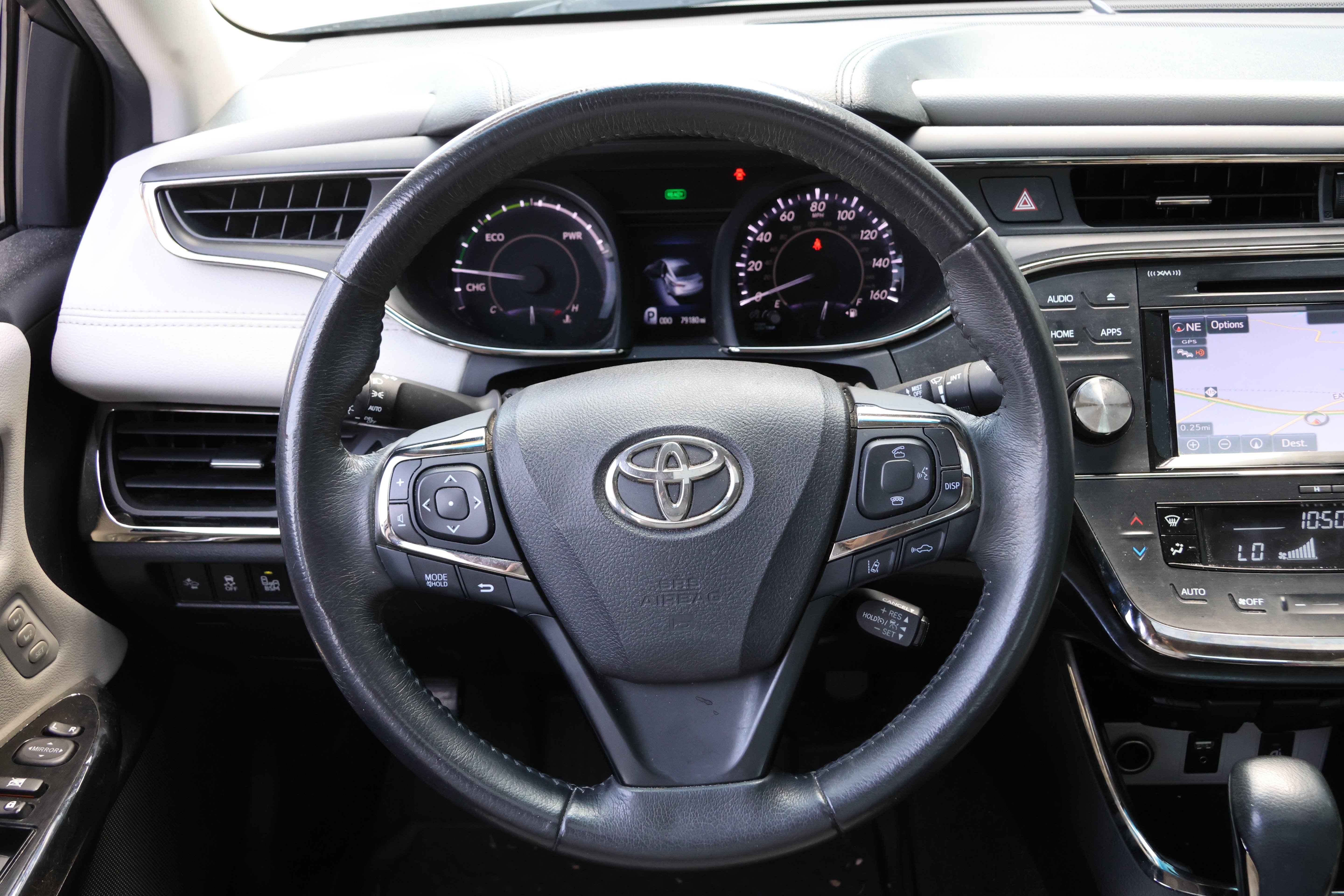 Used 2018 Toyota Avalon XLE Premium w/ All Weather Liner Package FWD image 17