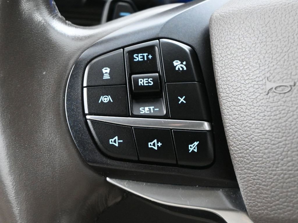 Used 2020 Ford Explorer Platinum w/ Premium Technology Package image 7