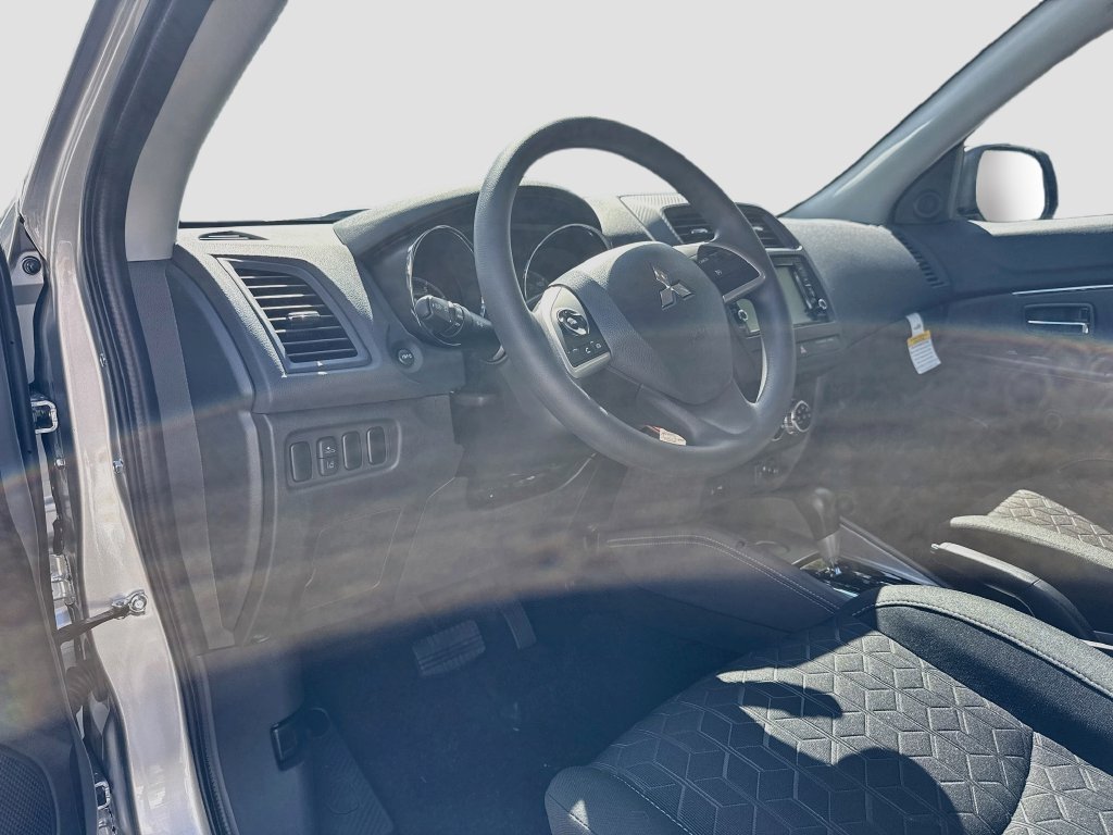 New 2027 Mitsubishi Outlander Sport FWD image 9