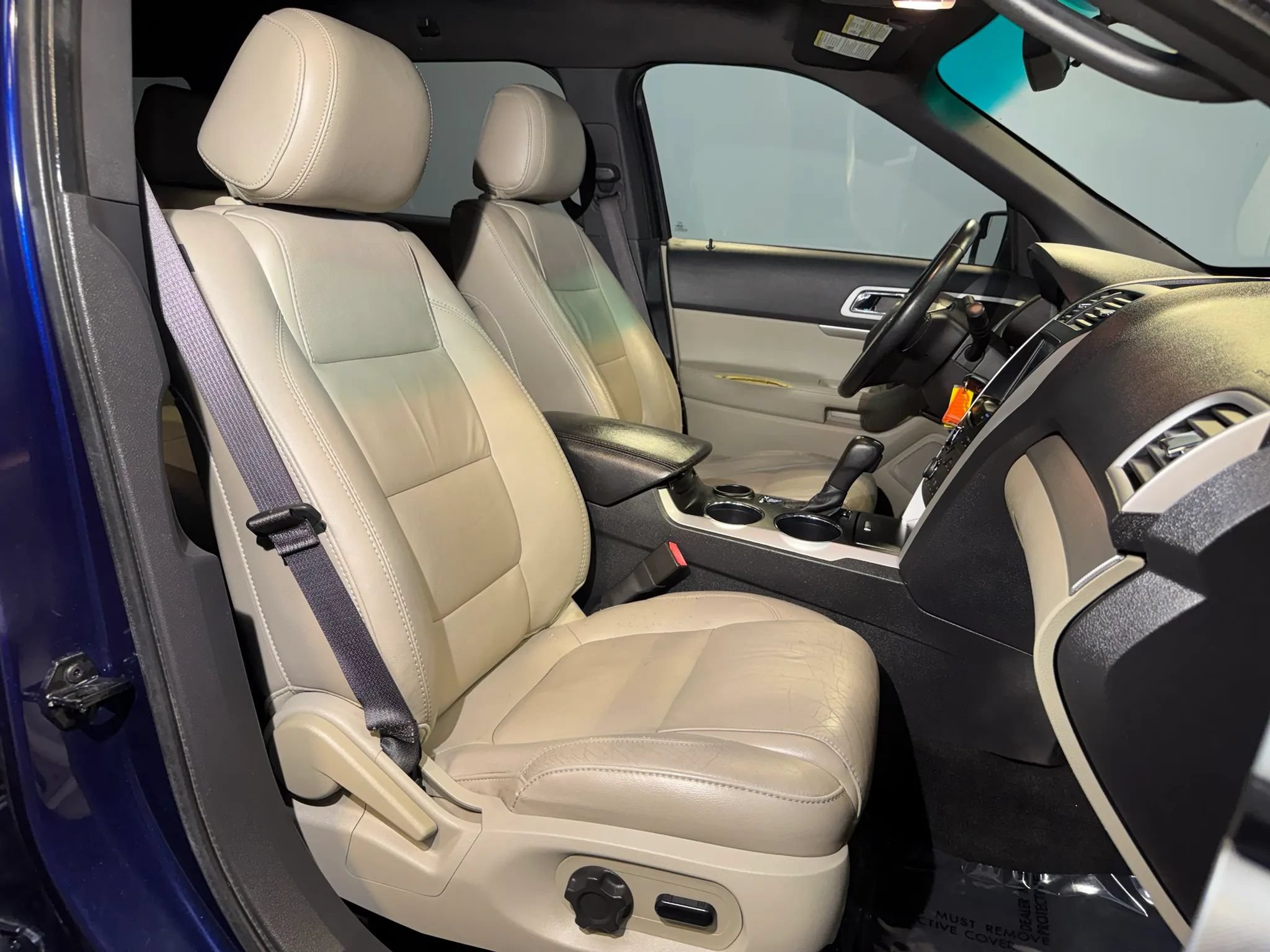 Used 2011 Ford Explorer XLT w/ 202A Rapid Spec Order Code FWD image 21