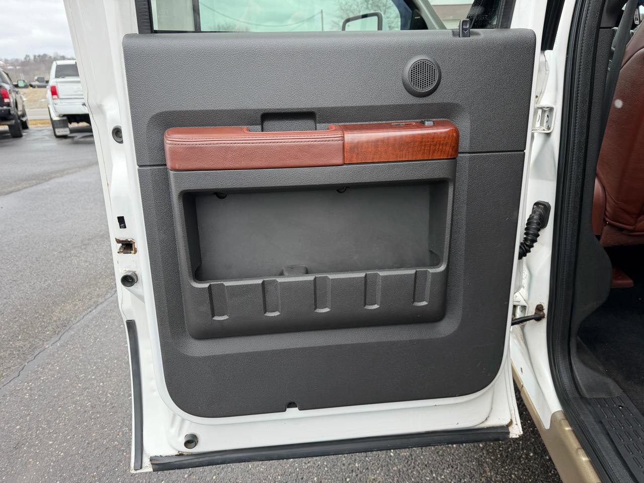 Used 2014 Ford F350 King Ranch AWD/4WD image 11