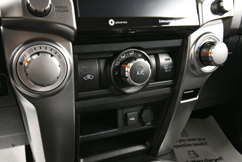 Certified 2024 Toyota 4Runner SR5 Premium image 21