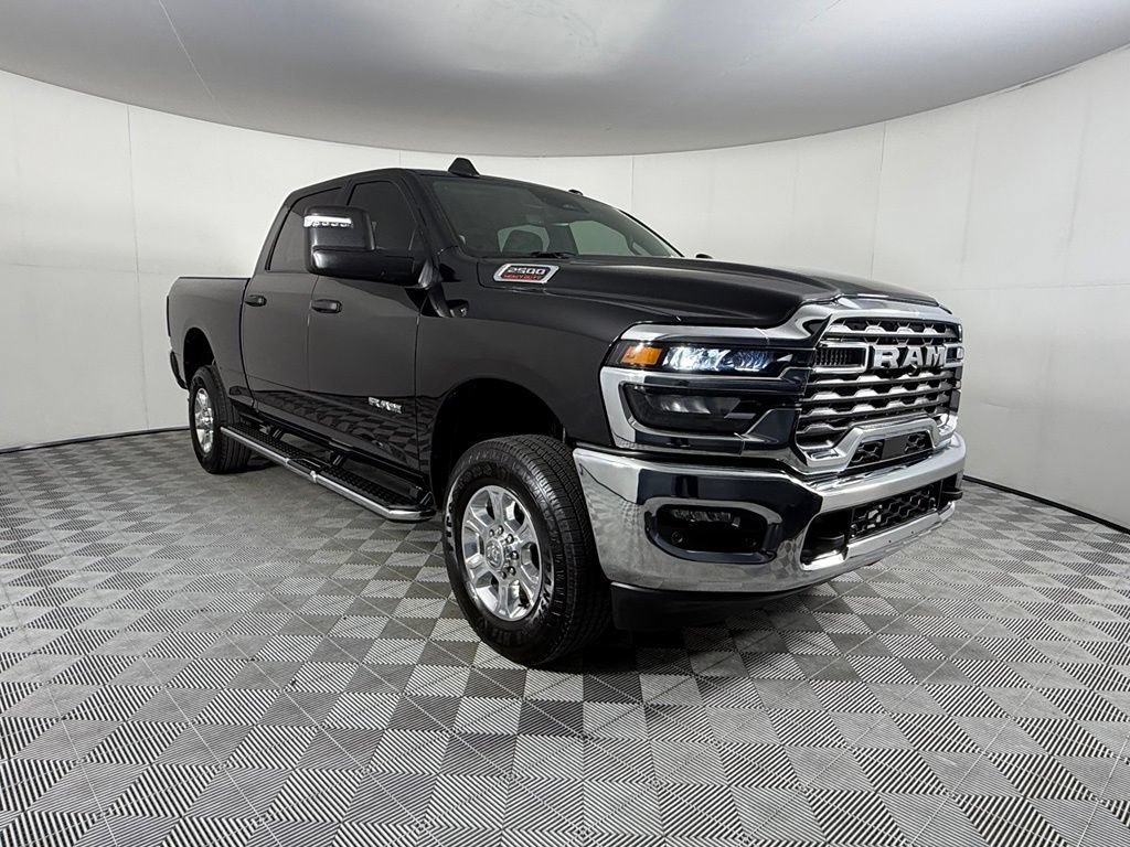 Used 2026 RAM 2500 Big Horn AWD/4WD image 5