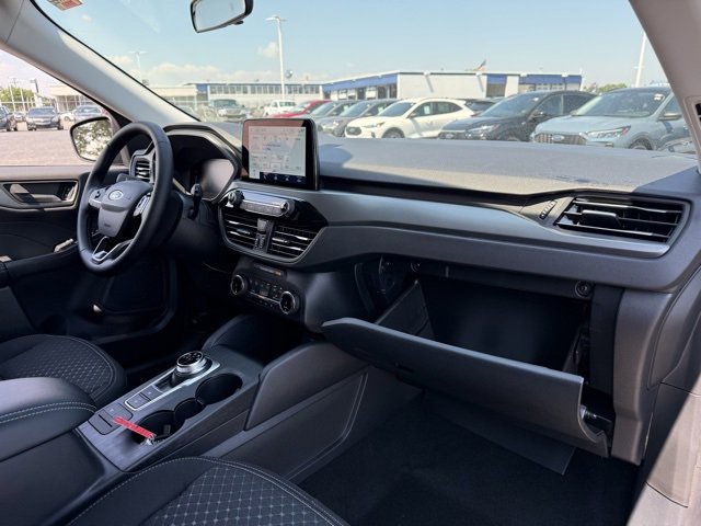 New 2025 Ford Escape Active w/ Cold Weather Package image 12