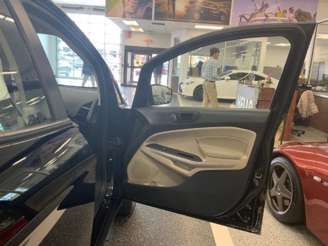 Used 2021 Ford EcoSport S image 29