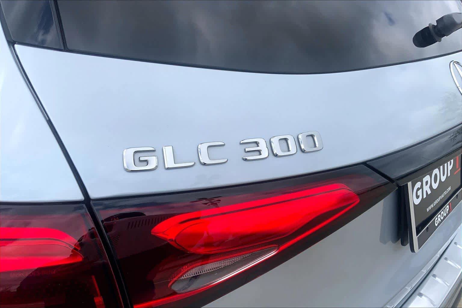 Used 2025 Mercedes-Benz GLC 300 image 9