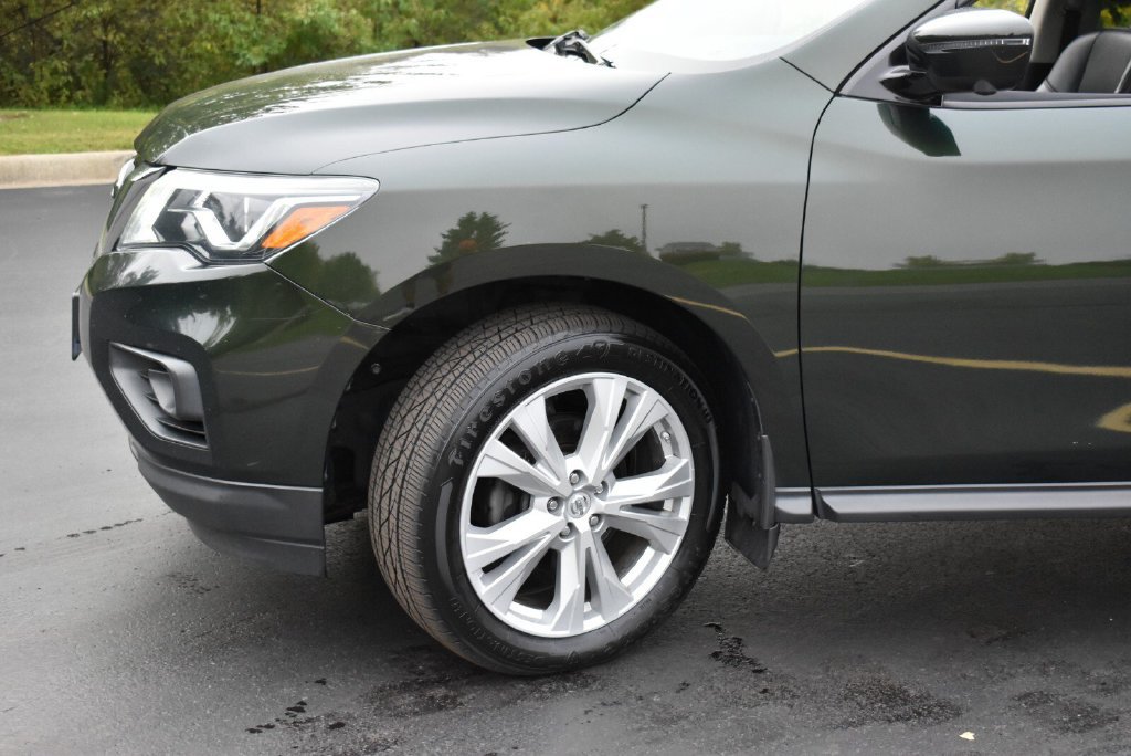 Used 2018 Nissan Pathfinder SL w/ SL Premium Package AWD/4WD image 10