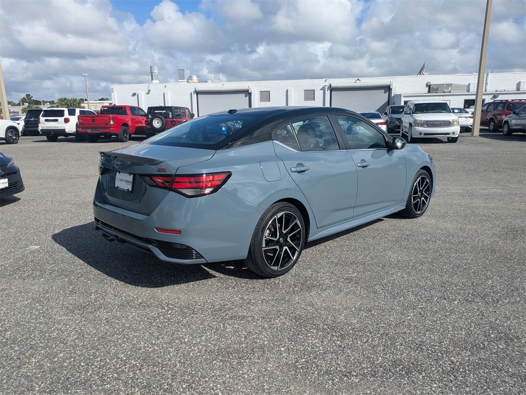 Used 2024 Nissan Sentra SR image 3