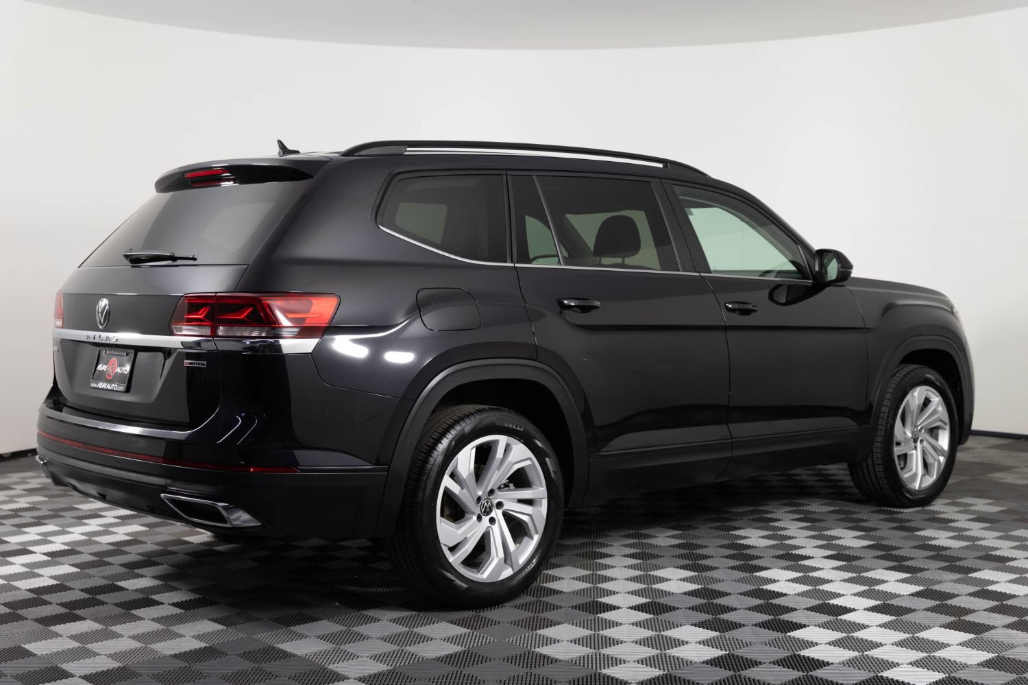 Used 2021 Volkswagen Atlas SE AWD/4WD image 8