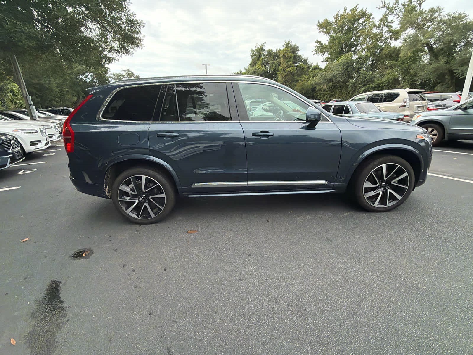 Used 2023 Volvo XC90 B6 Plus w/ Protection Package AWD/4WD image 16