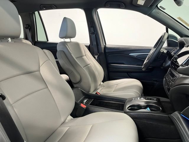 Used 2023 Honda Passport EX-L image 10