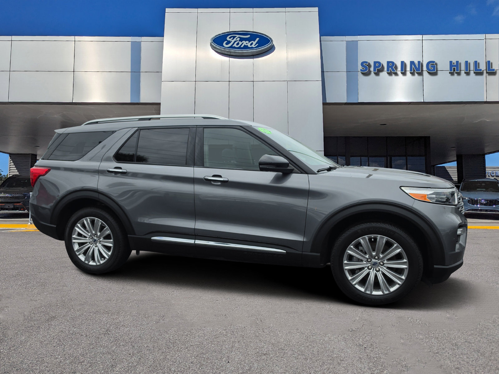 Certified 2021 Ford Explorer Limited w/ Hybrid Equipment Group 310A AWD/4WD image 1