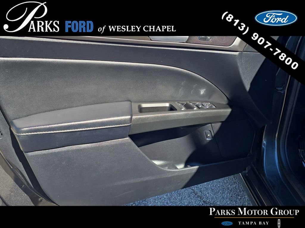 Used 2019 Ford Fusion SEL image 15