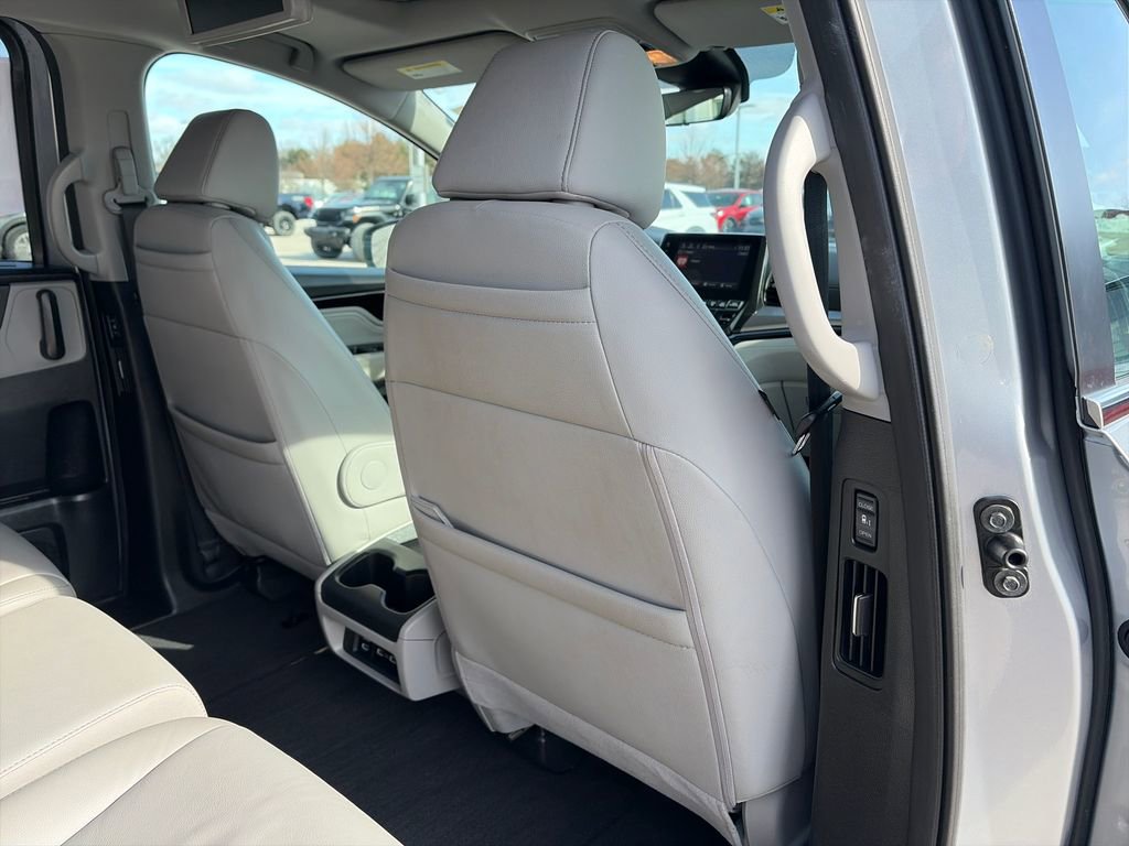 Used 2021 Honda Odyssey Touring image 35