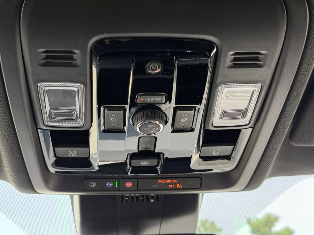 New 2026 Chevrolet Suburban Premier w/ Sun And Tow Package AWD/4WD image 19