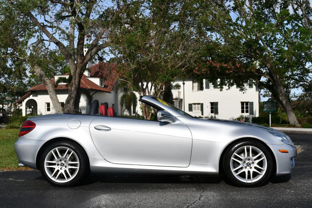 Used 2009 Mercedes-Benz SLK 300 image 39