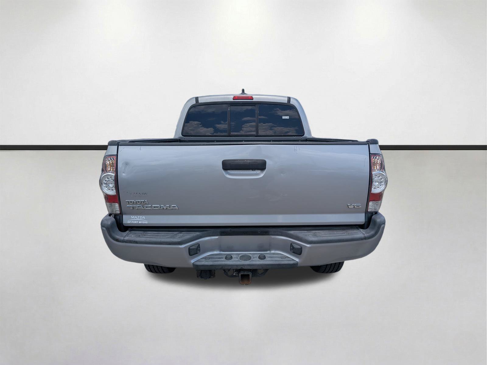 Used 2015 Toyota Tacoma 4x4 Double Cab w/ TRD Sport Package image 5