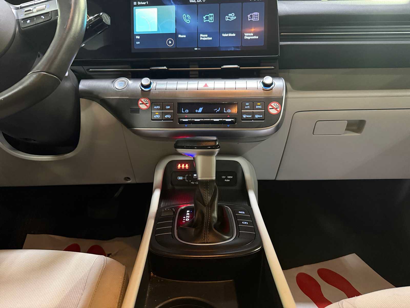 Used 2025 Hyundai Kona SEL FWD image 18