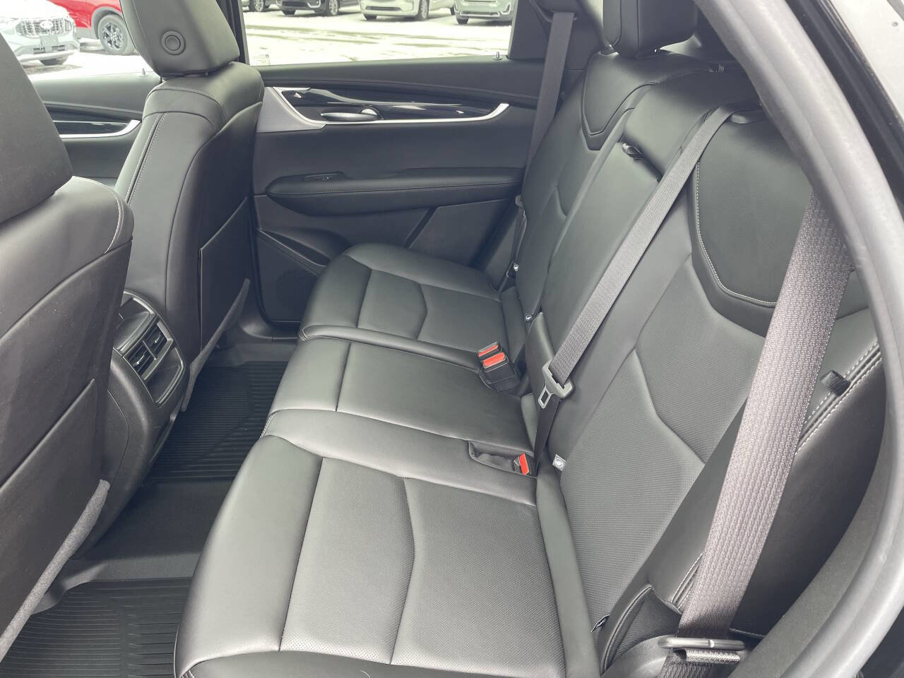 Used 2024 Cadillac XT5 Premium Luxury w/ LPO, Floor Liner Package image 4