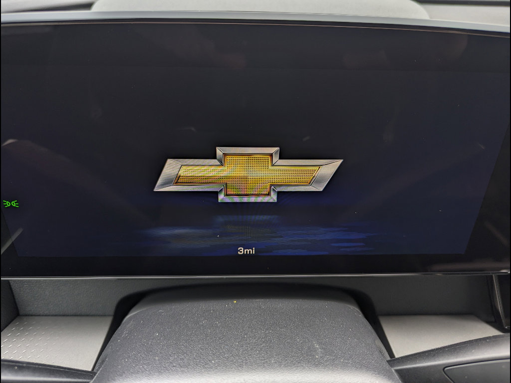 New 2026 Chevrolet Traverse LT w/ LPO, Floor Liner Package FWD image 2
