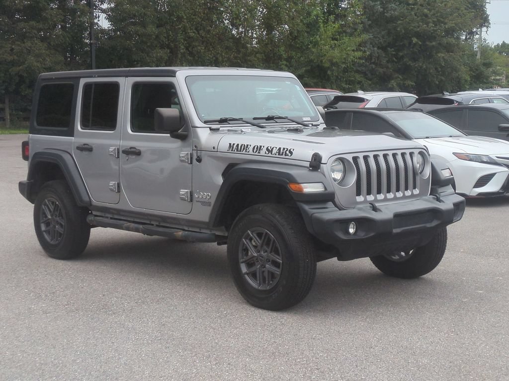 Used 2019 Jeep Wrangler Unlimited Sport S AWD/4WD image 3