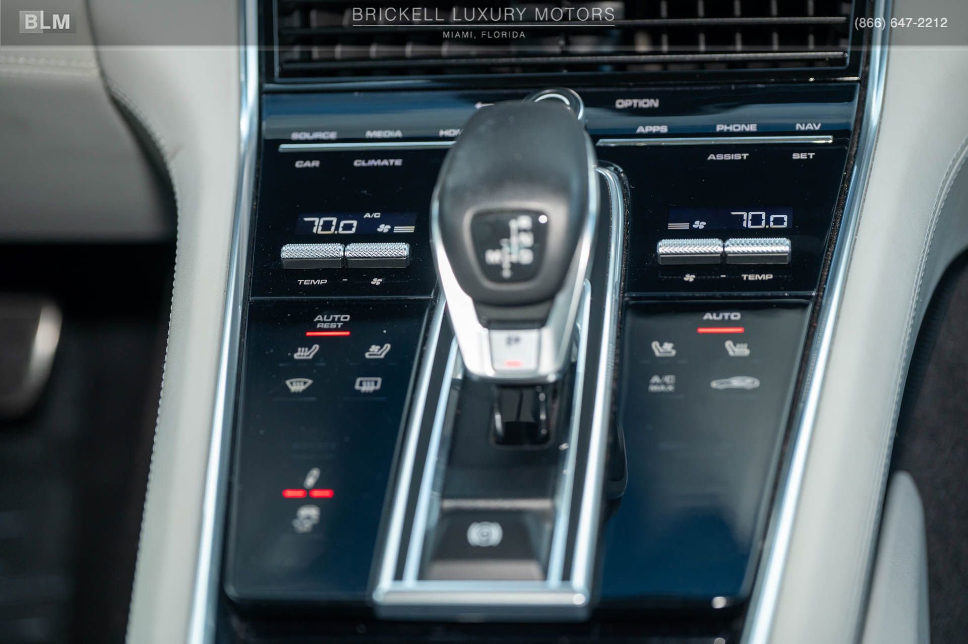 Used 2022 Porsche Panamera GTS image 25