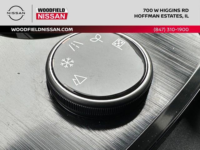 Certified 2025 Nissan Rogue SV image 36