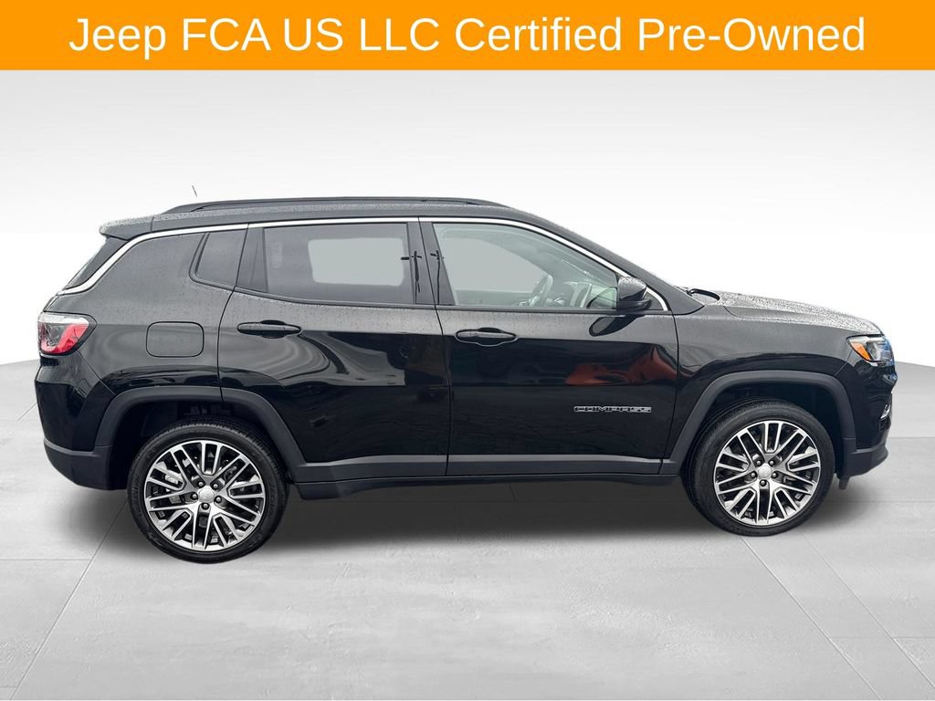 Certified 2023 Jeep Compass Limited w/ Elite Group AWD/4WD image 2