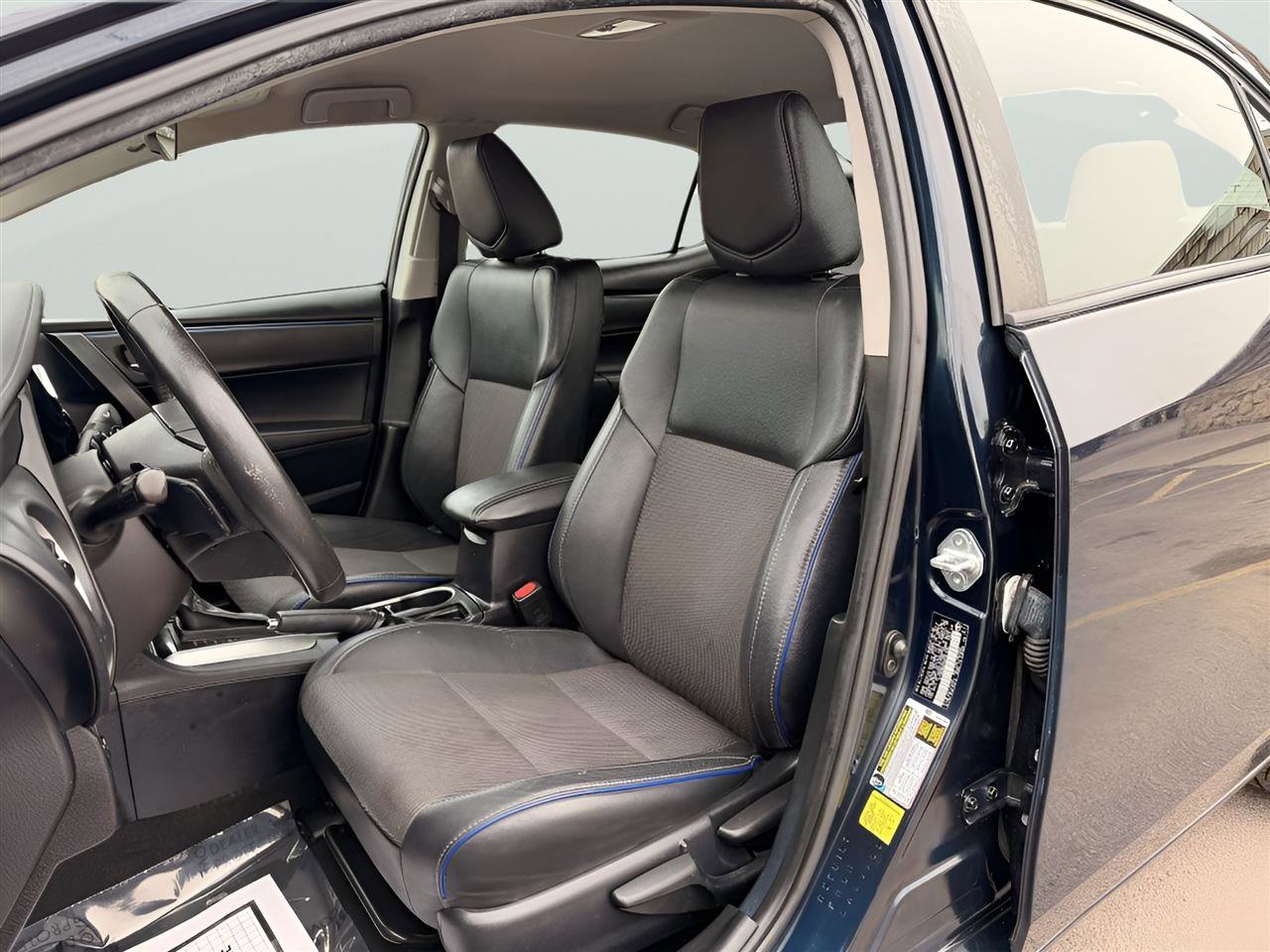 Used 2017 Toyota Corolla L image 12