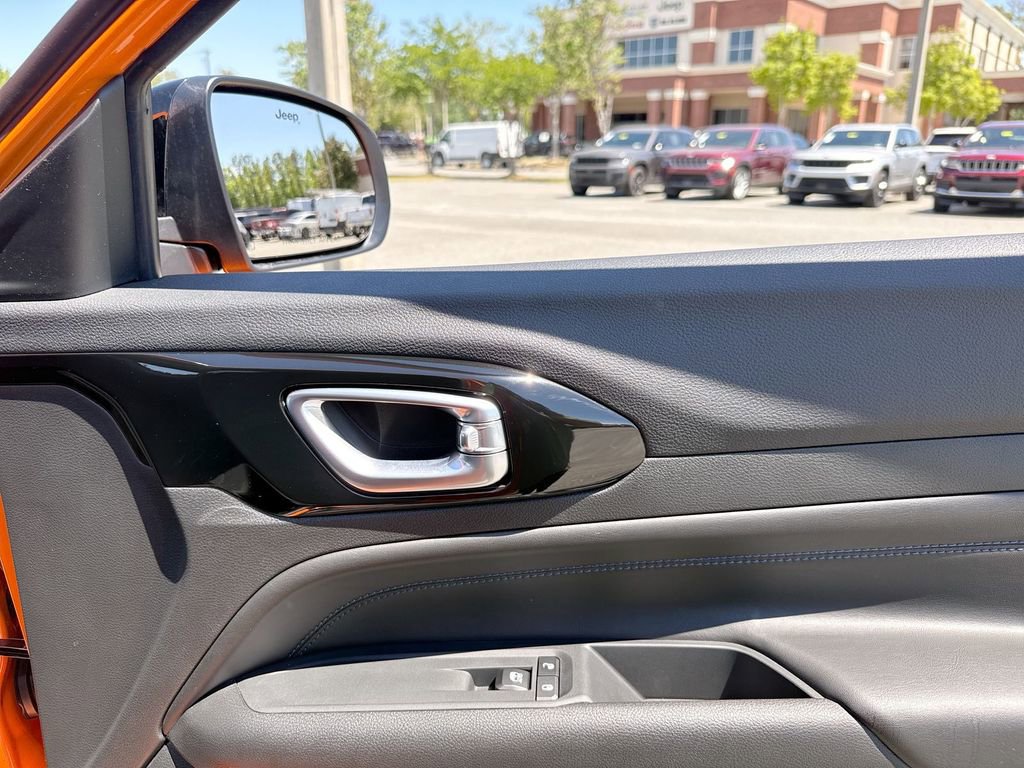 New 2026 Jeep Compass Latitude image 25