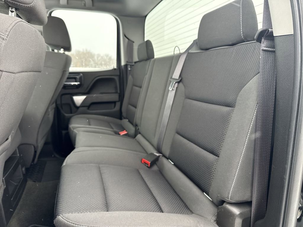 Used 2017 Chevrolet Silverado 1500 LT w/ Midnight Edition image 24