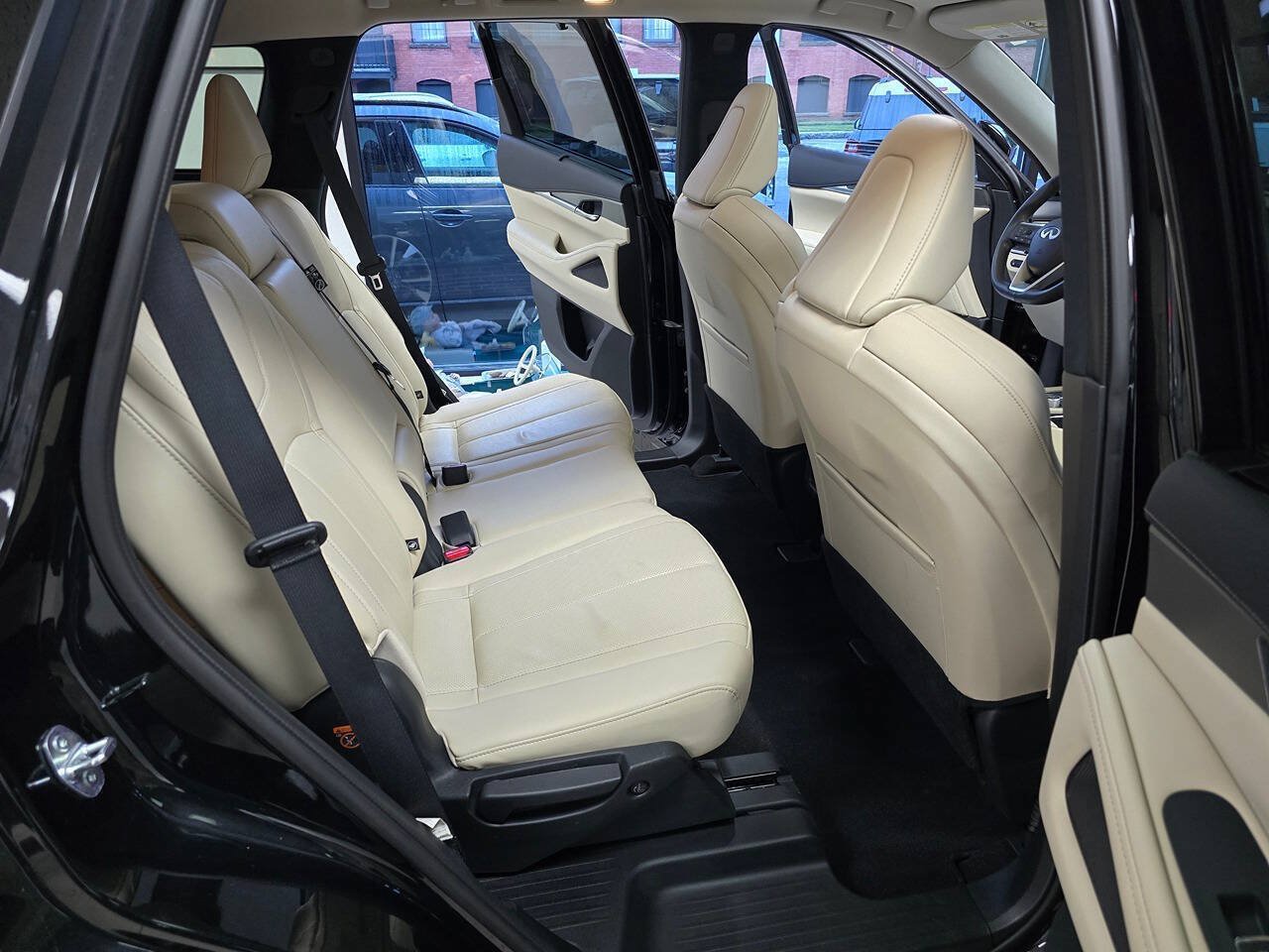 Used 2023 INFINITI QX60 Luxe w/ Cargo Package AWD/4WD image 22