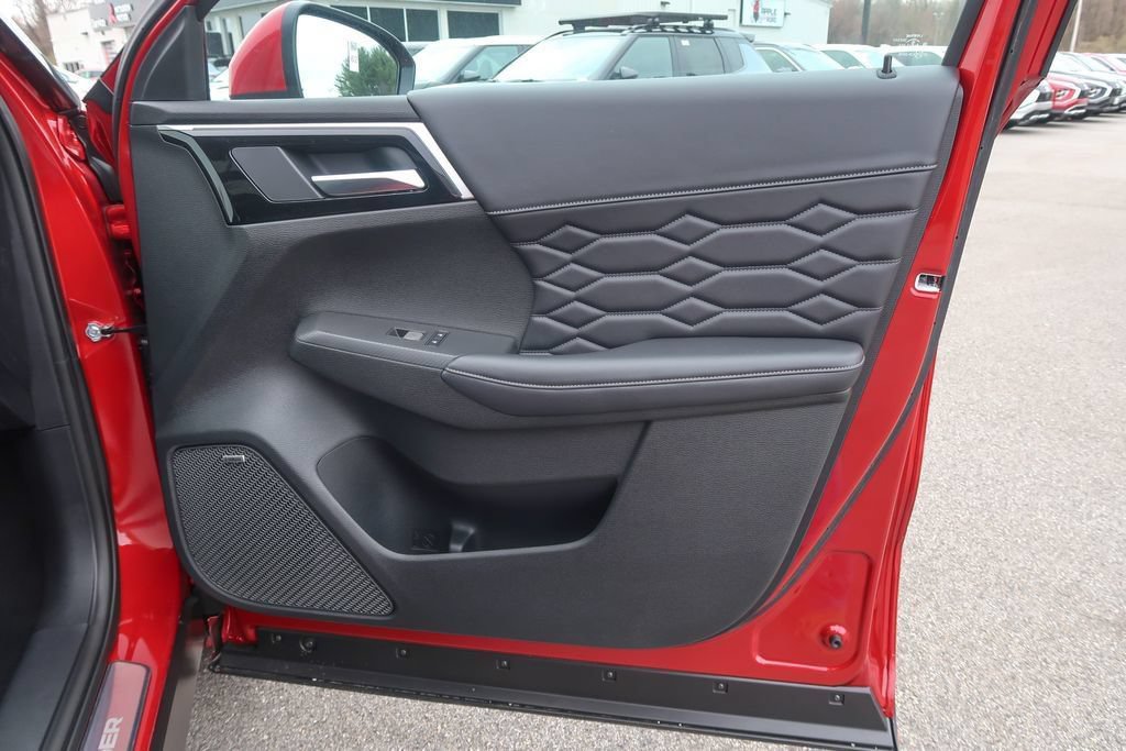 New 2026 Mitsubishi Outlander SEL AWD/4WD image 21
