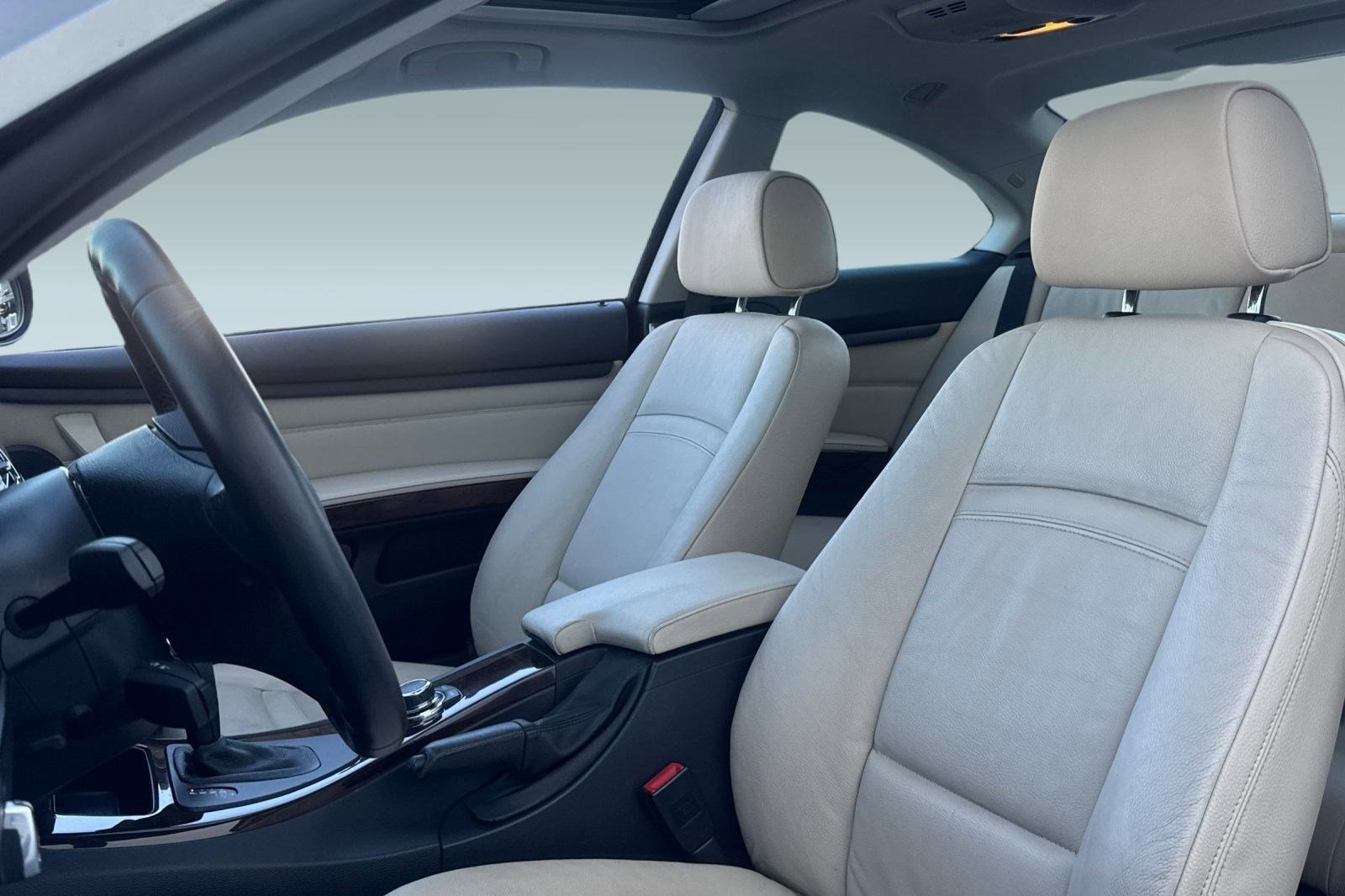 Used 2012 BMW 328i Coupe image 5