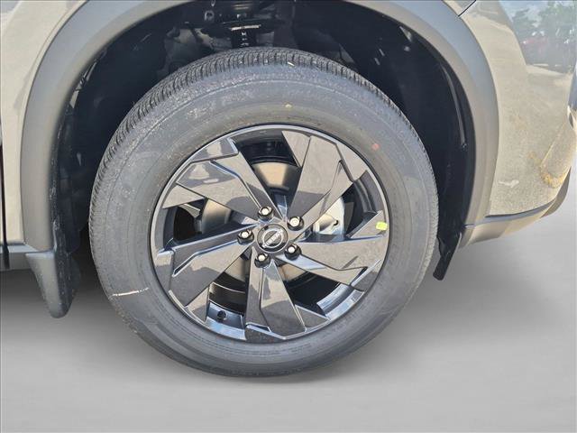 New 2027 Nissan Rogue SV FWD image 9
