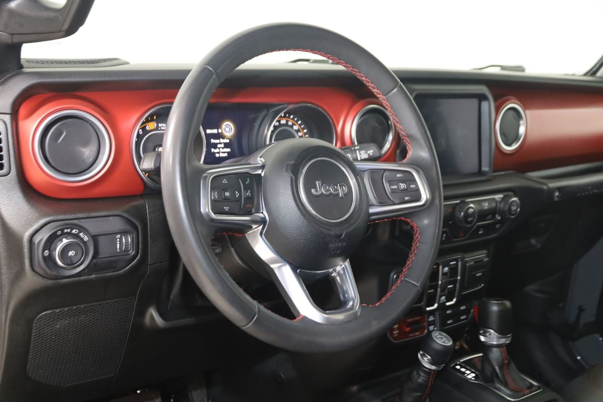 Used 2023 Jeep Wrangler Unlimited Rubicon AWD/4WD image 6