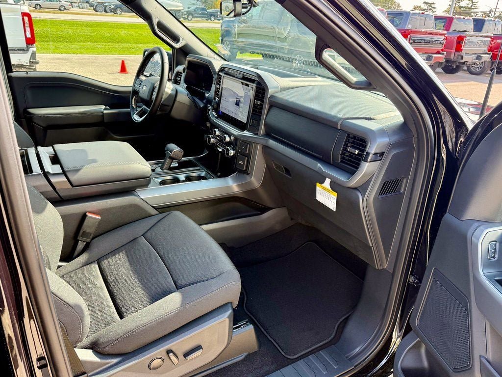 New 2025 Ford F150 XLT w/ Equipment Group 302A MID image 16