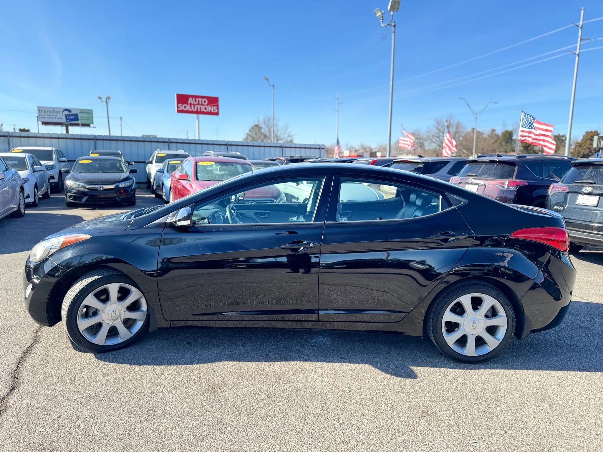 Used 2013 Hyundai Elantra Limited image 6