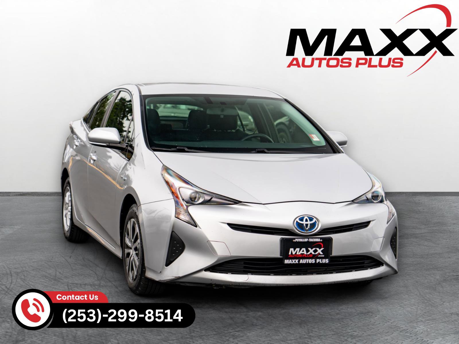 Used 2016 Toyota Prius Two image 1