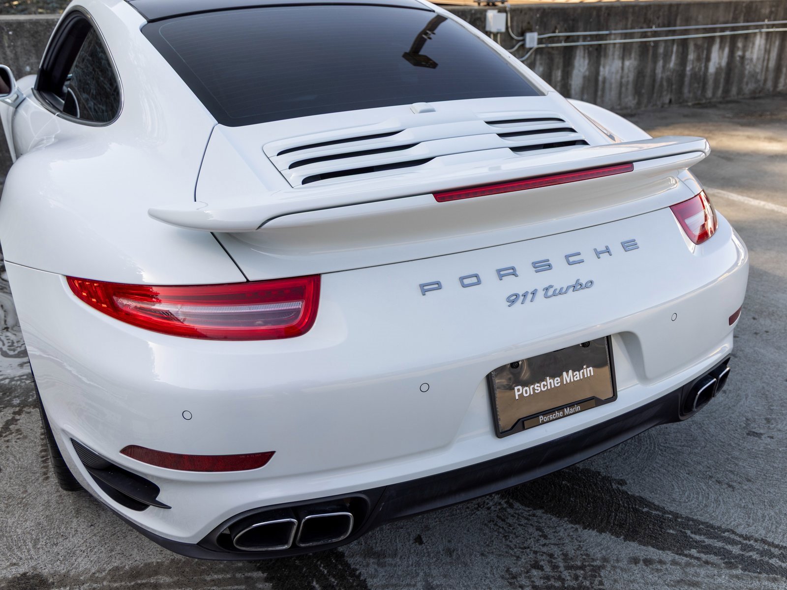 Used 2016 Porsche 911 Turbo image 22