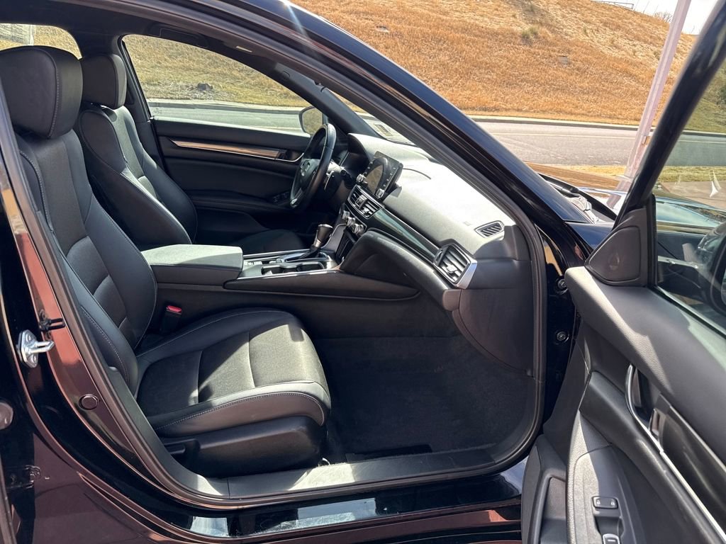 Used 2022 Honda Accord Sport image 26