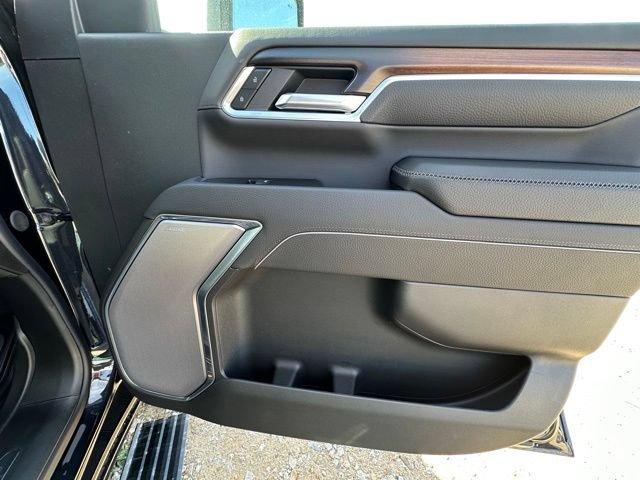 New 2026 GMC Sierra 2500 Denali w/ Denali Reserve Package AWD/4WD image 33