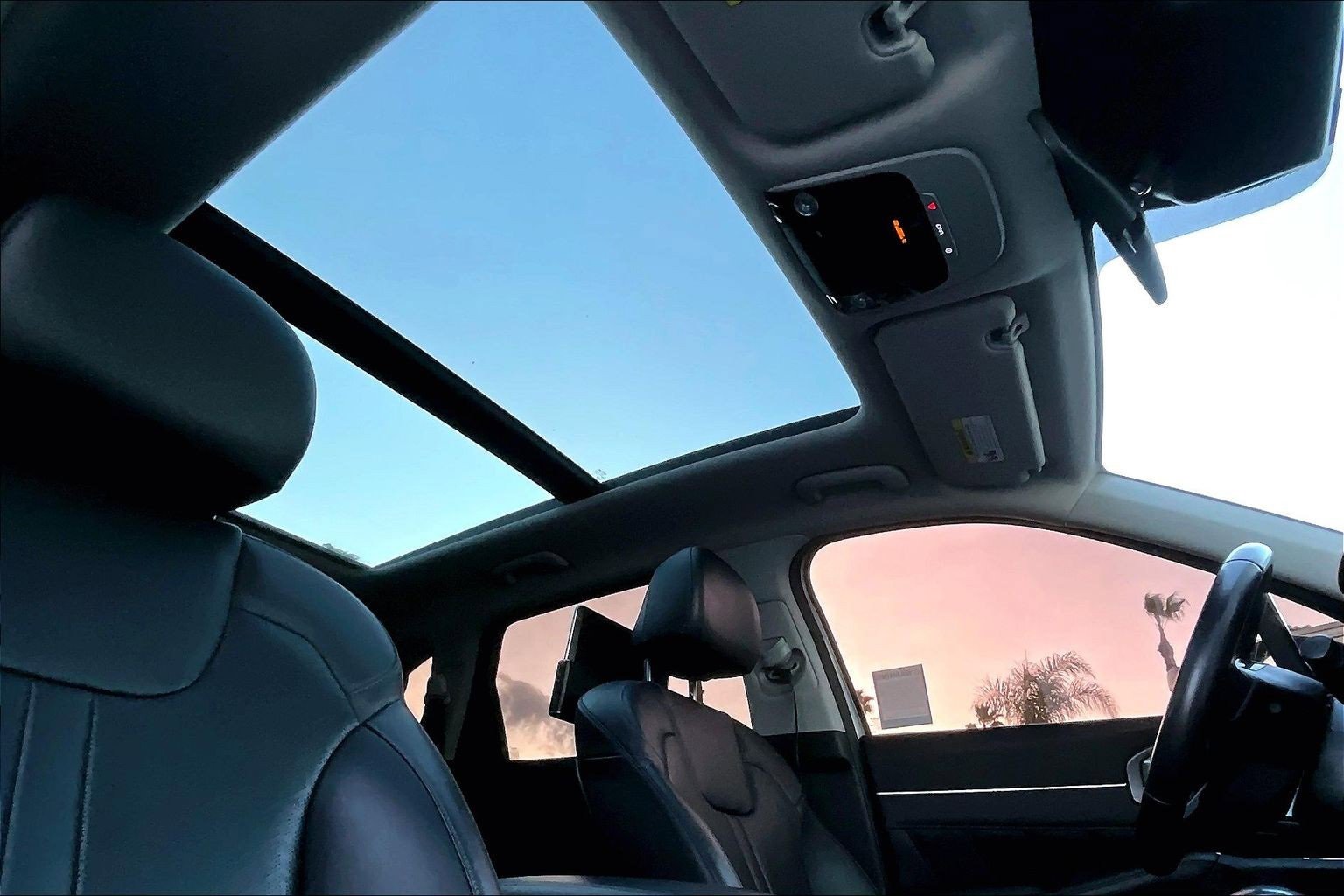 Used 2022 Kia Sorento SX image 22