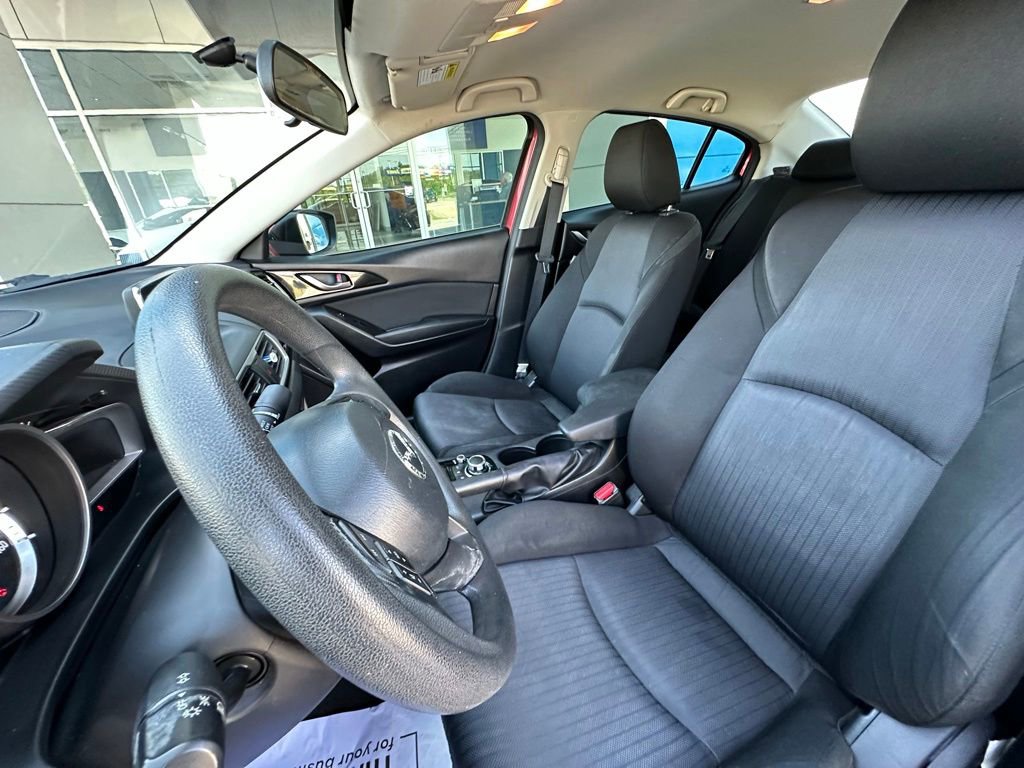 Used 2016 MAZDA MAZDA3 i Sport FWD image 11
